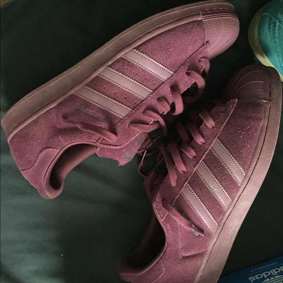 Cream Adidas, Purple Adidas,and Pumas - Picture 4 of 4